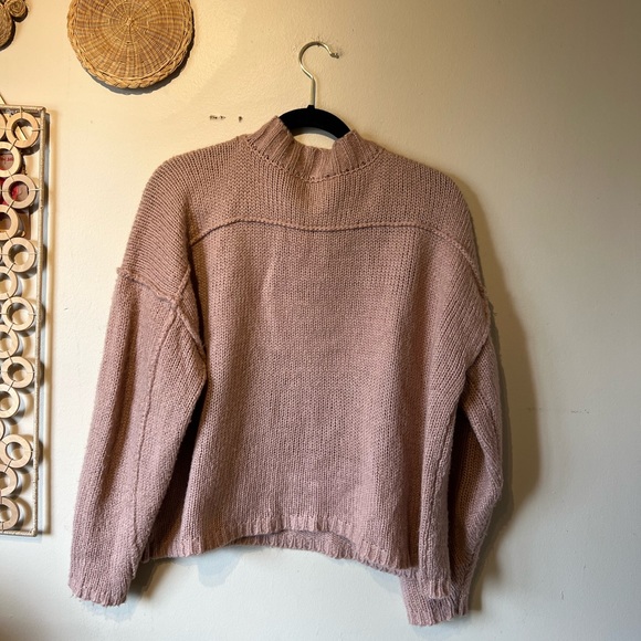 Aritzia dress forum large acrylic pink crew sweater… - Picture 5 of 6